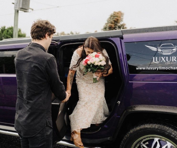 Limo wedding car for hire in Geelong